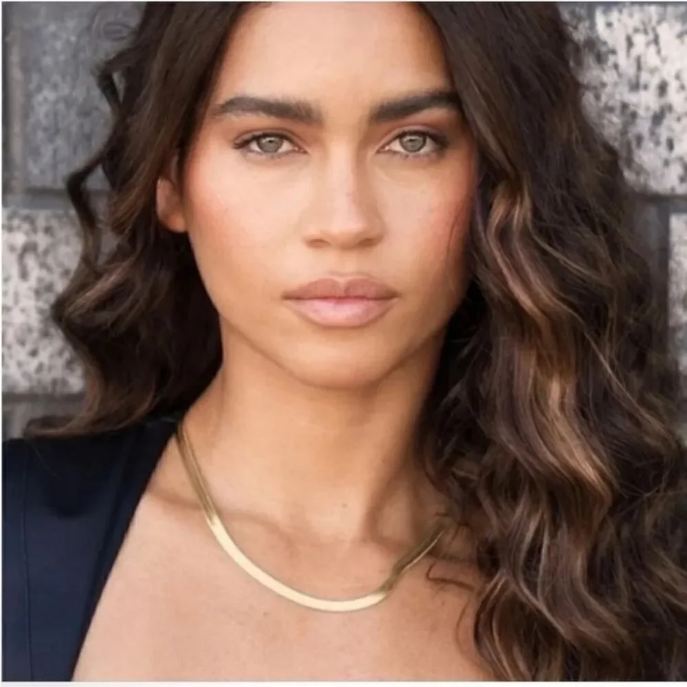 NWT Jennifer Zeuner Karli Necklace Gold Plated